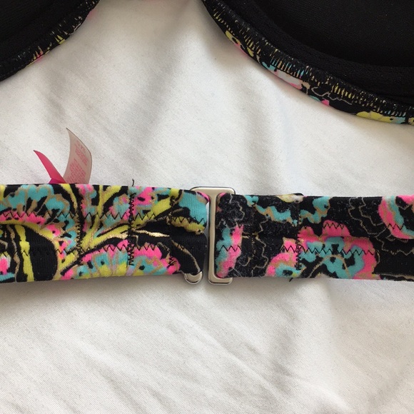 Victoria Secret paisley push-up bikini top - Picture 3 of 5